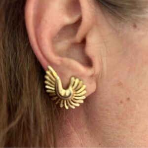 Vintage Trifari 1960's Clip-on Earrings Gold Tone Winged Glamoratti Maximalist